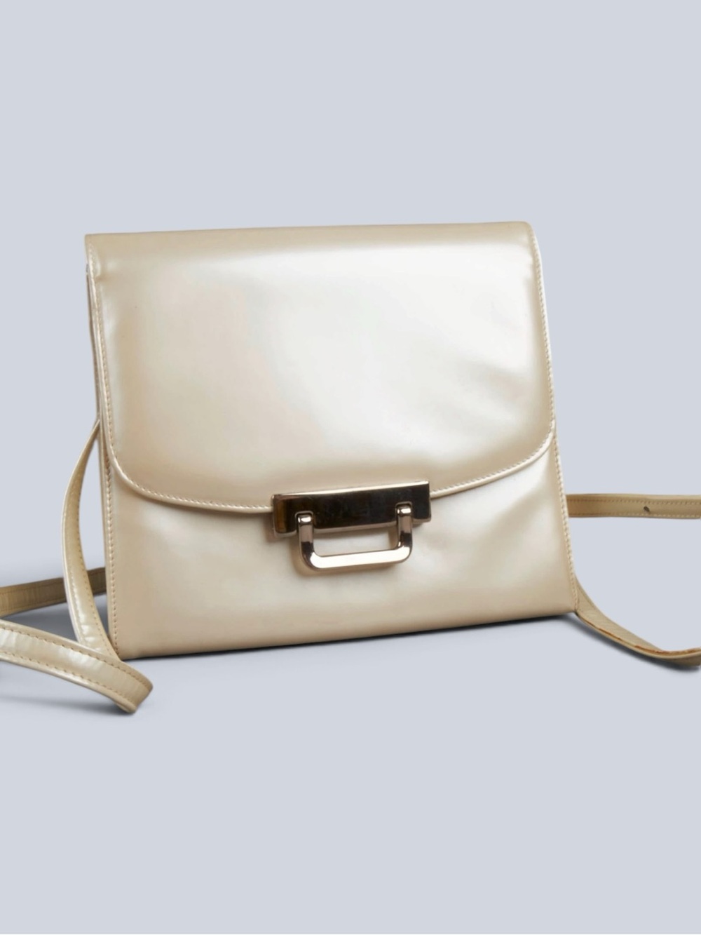 Kurt Geiger VTG 80’s Pearl Leather Crossbody with Silver Tone Clasp